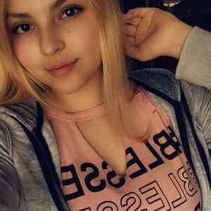 Meet your Posher, Raven